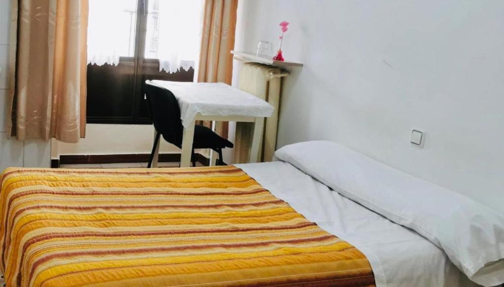 Casa De Huespedes Canizares מדריד מראה חיצוני תמונה